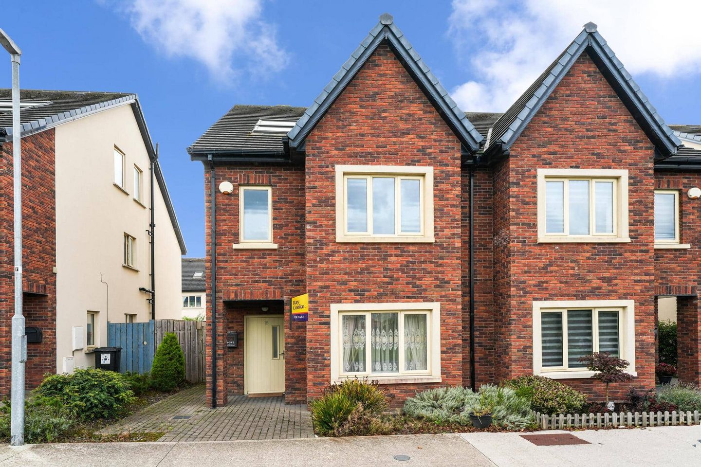 15 Cuil Duin Close, Citywest, Co. Dublin — photo 1
