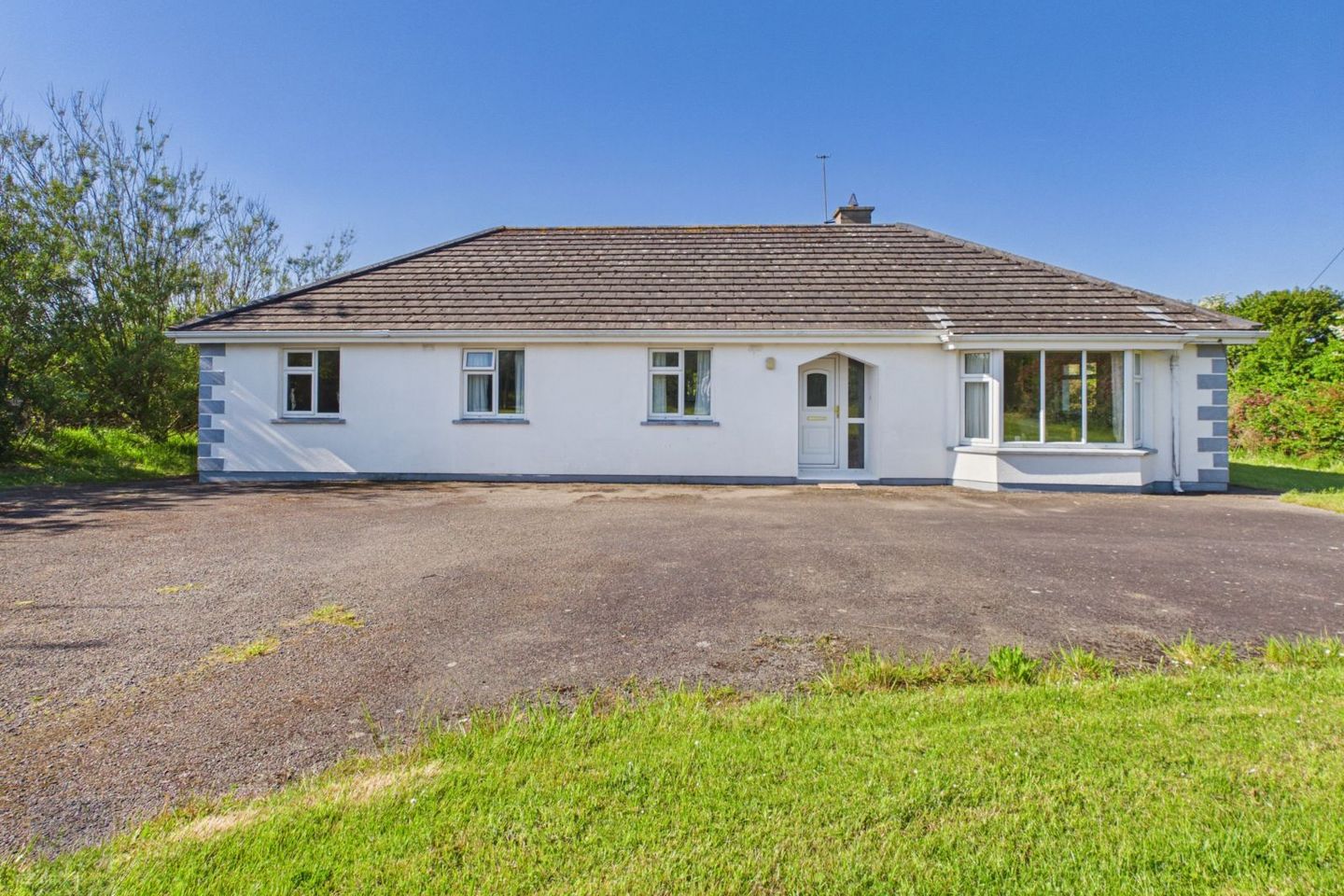 Dawn Mist, Ballyhire, Kilrane, Co. Wexford, Y35K2T7 — photo 1