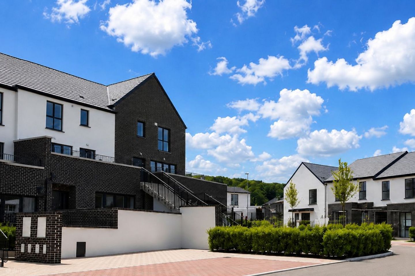 The Hedgerows at Ballycullen Gate, Oldcourt Road, Ballycullen, Co. Dublin — photo 1