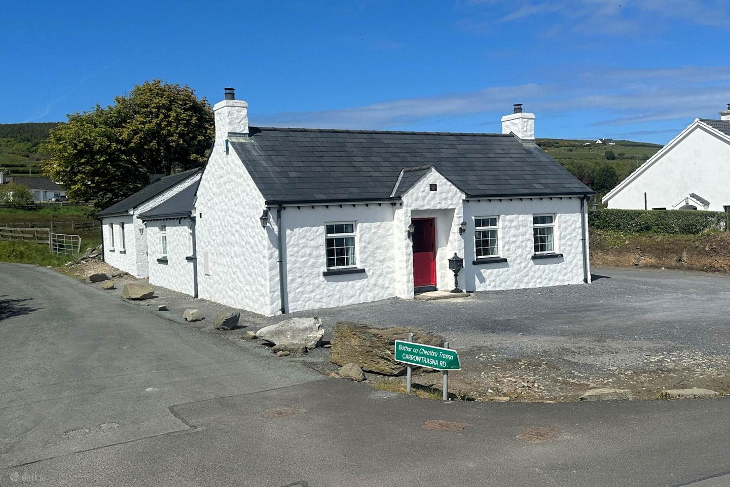 Rose Cottage, Carrowtrasna, Greencastle, Co. Donegal, F93E7P8 — photo 1