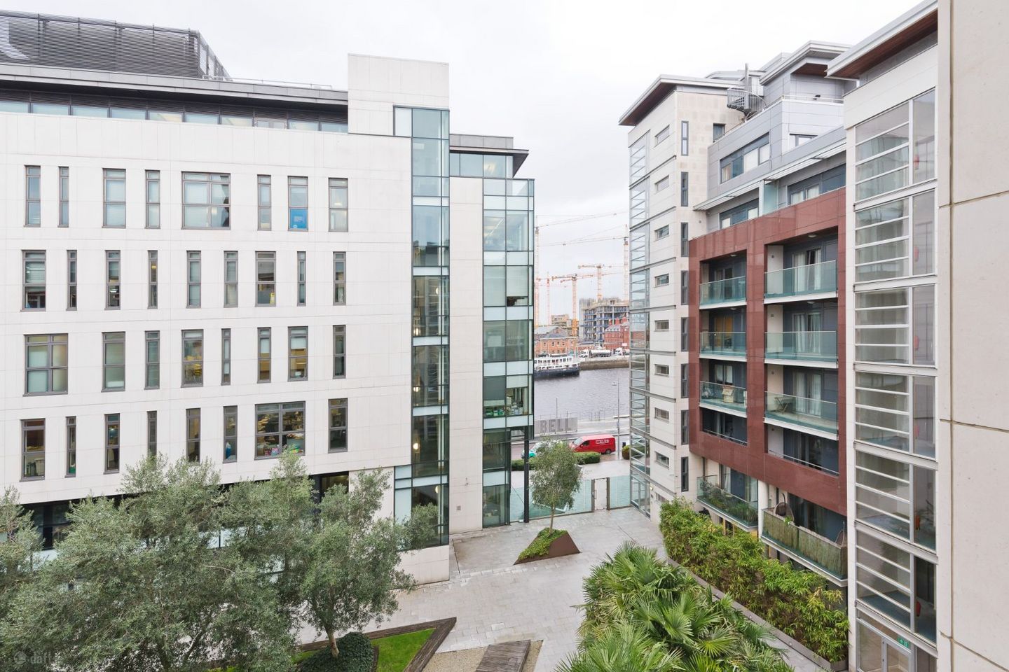 Apartment 73, Forbes Quay Apartments, Grand Canal Dock, Dublin 2 — photo 1