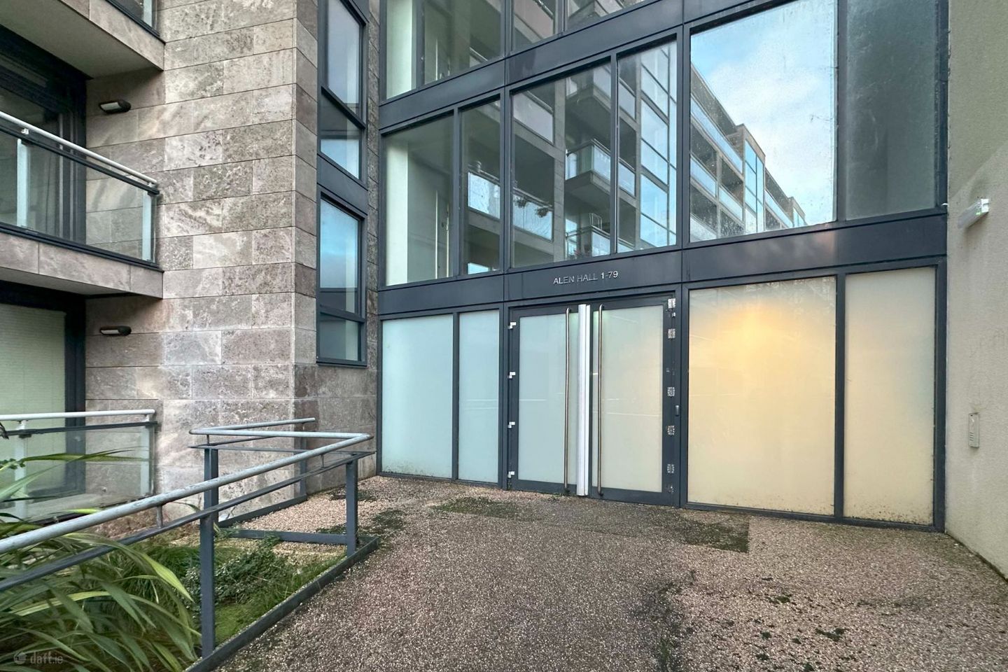 Apartment 20, Alen Hall, Belgard Square, Tallaght, Dublin 24, D24XE35 — photo 1