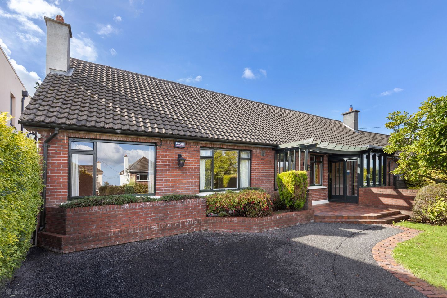 39 Hainault Road, Foxrock, Dublin 18, D18 F9W7 — photo 1