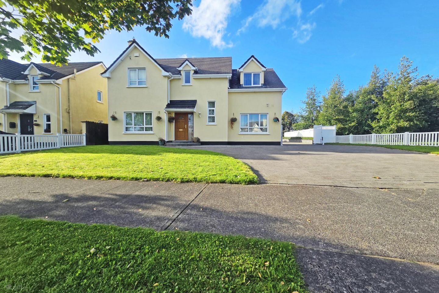 60 Woodlands, Lackagh, Co. Galway, H65HK49 — photo 1
