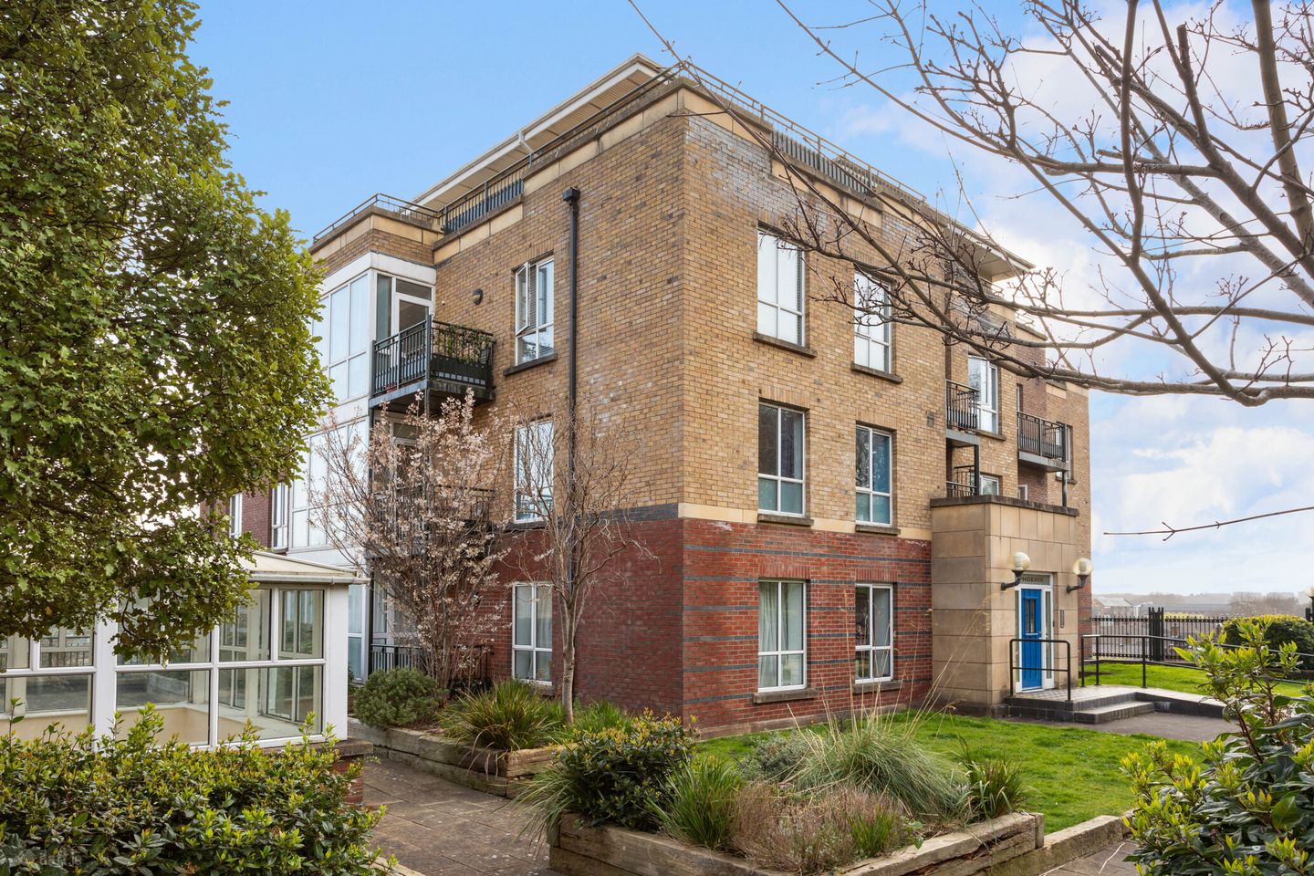 43 The Phoenix, Riverpark Apartments, Islandbridge, Dublin 8, D08 FD37 — photo 1