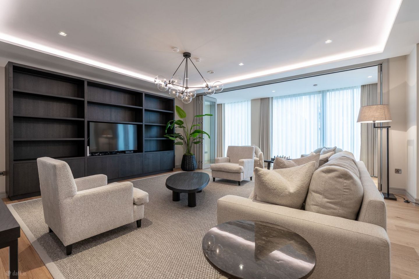 Apartment, The Blake, Lansdowne Place, Ballsbridge, Dublin 4 — photo 1