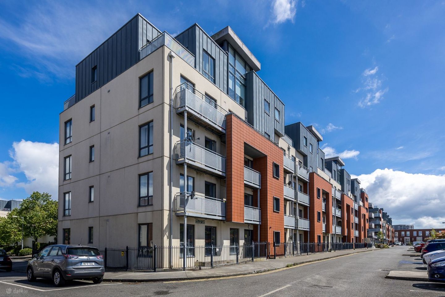 Apartment 18, Clearwater Court South, Royal Canal Park, Dublin 15, D15DC90 — photo 1