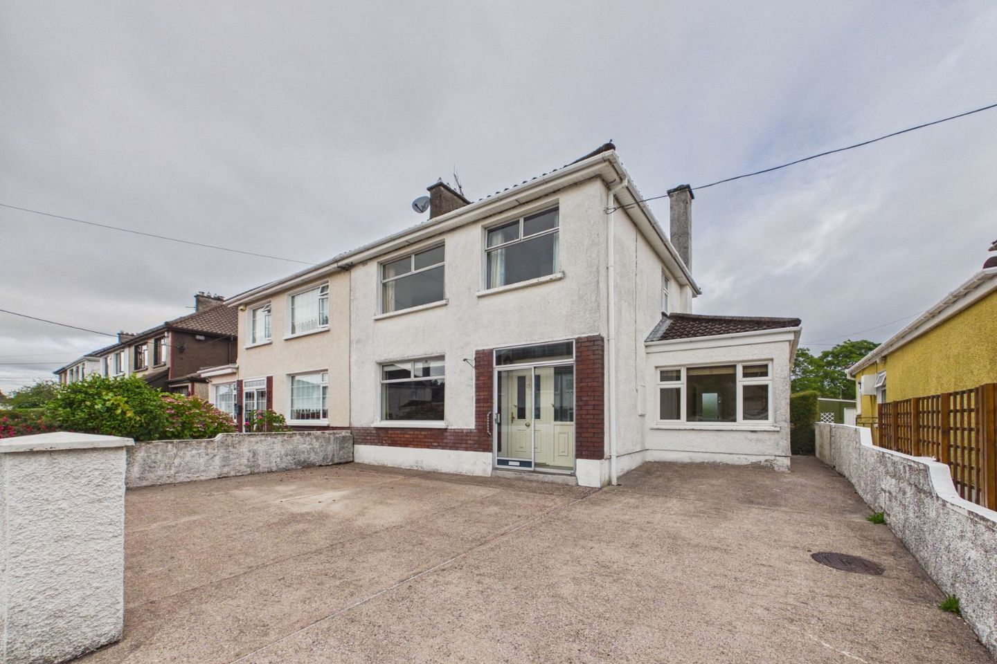 13 Riverview Estate, Glasheen, Co. Cork, T12C3W4 — photo 1