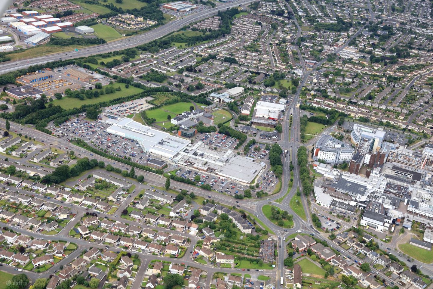 Retail Unit, Wilton Shopping Centre, Sarsfield Road, Wilton, Co. Cork — photo 1