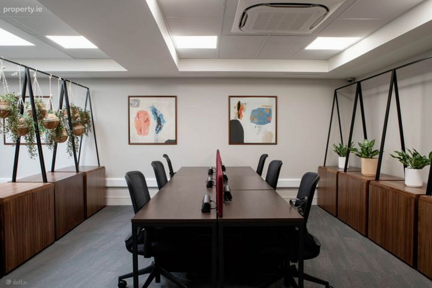 Serviced office to let Dublin 2 