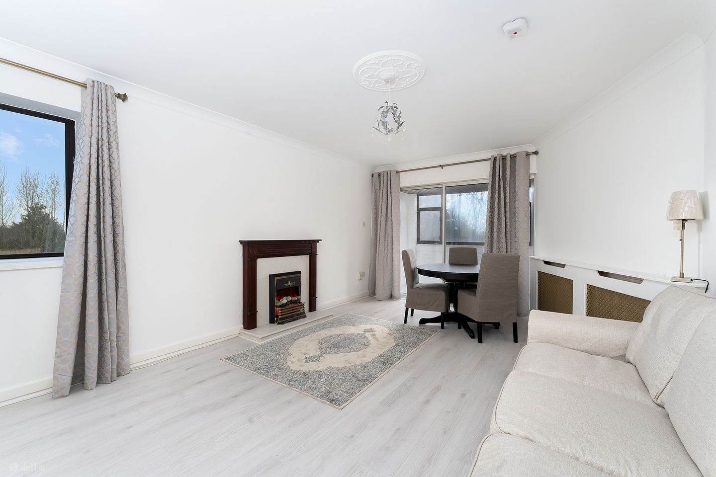 Apartment 82, Cherbury Court, Booterstown, Co. Dublin — photo 1