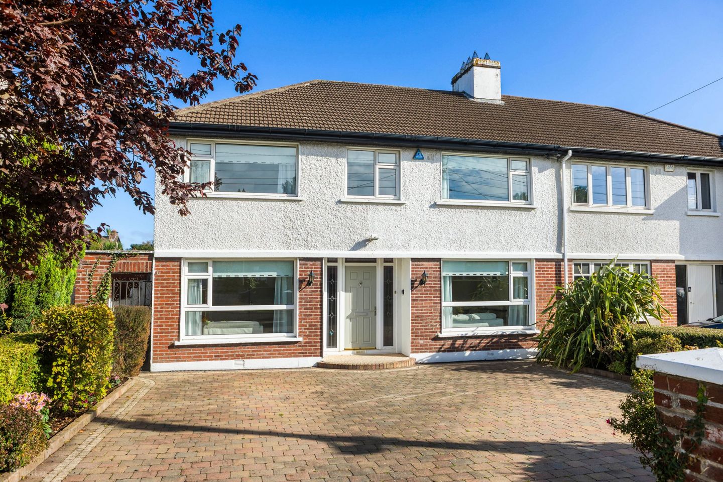27 Woodbine Avenue, Booterstown, Co. Dublin, A94 XV84 — photo 1
