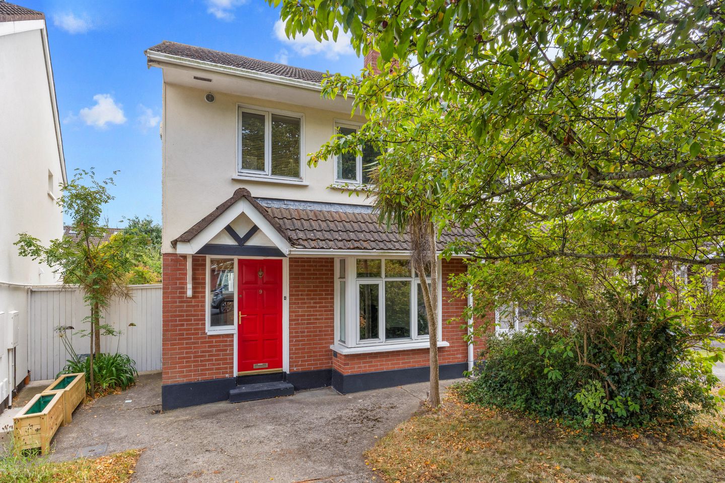 9 Glencairn Avenue, The Gallops, Leopardstown, Dublin 18, D18F2C5 — photo 1
