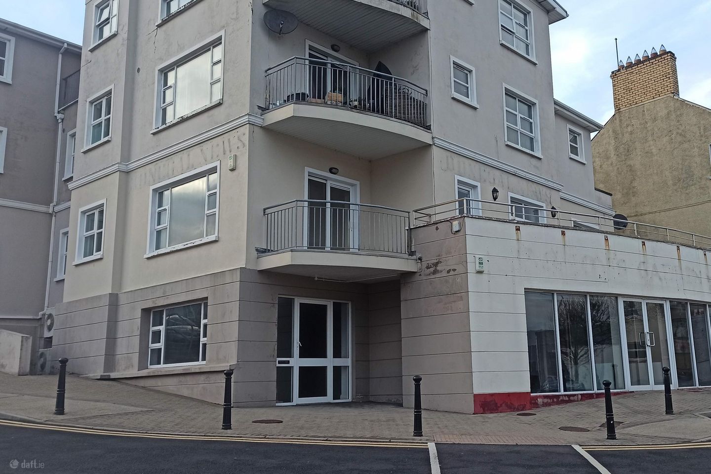 Saint Anne's Court, High Road, Letterkenny, Co. Donegal — photo 1