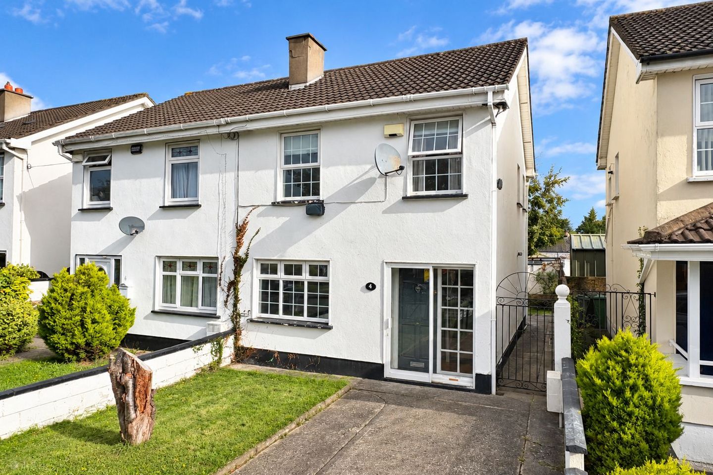 4 Woodvale Drive, Dublin 15, Hartstown, Dublin 15, D15W3KH — photo 1