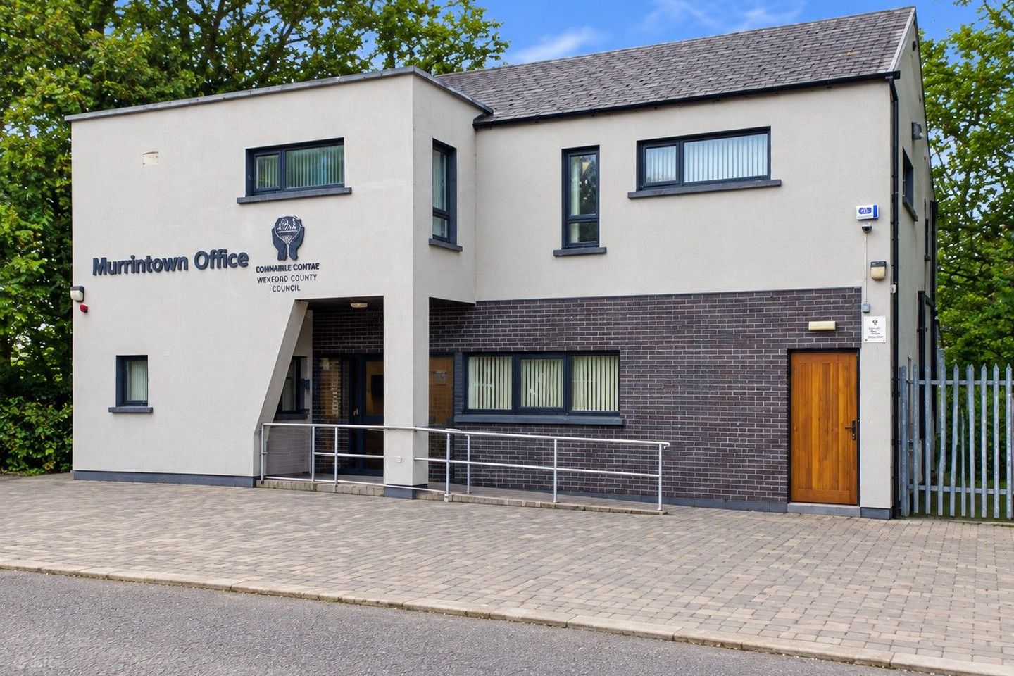 Former Financial Services Building, Gurteenminogue, Murrintown, Co. Wexford, Y35AE35 — photo 1