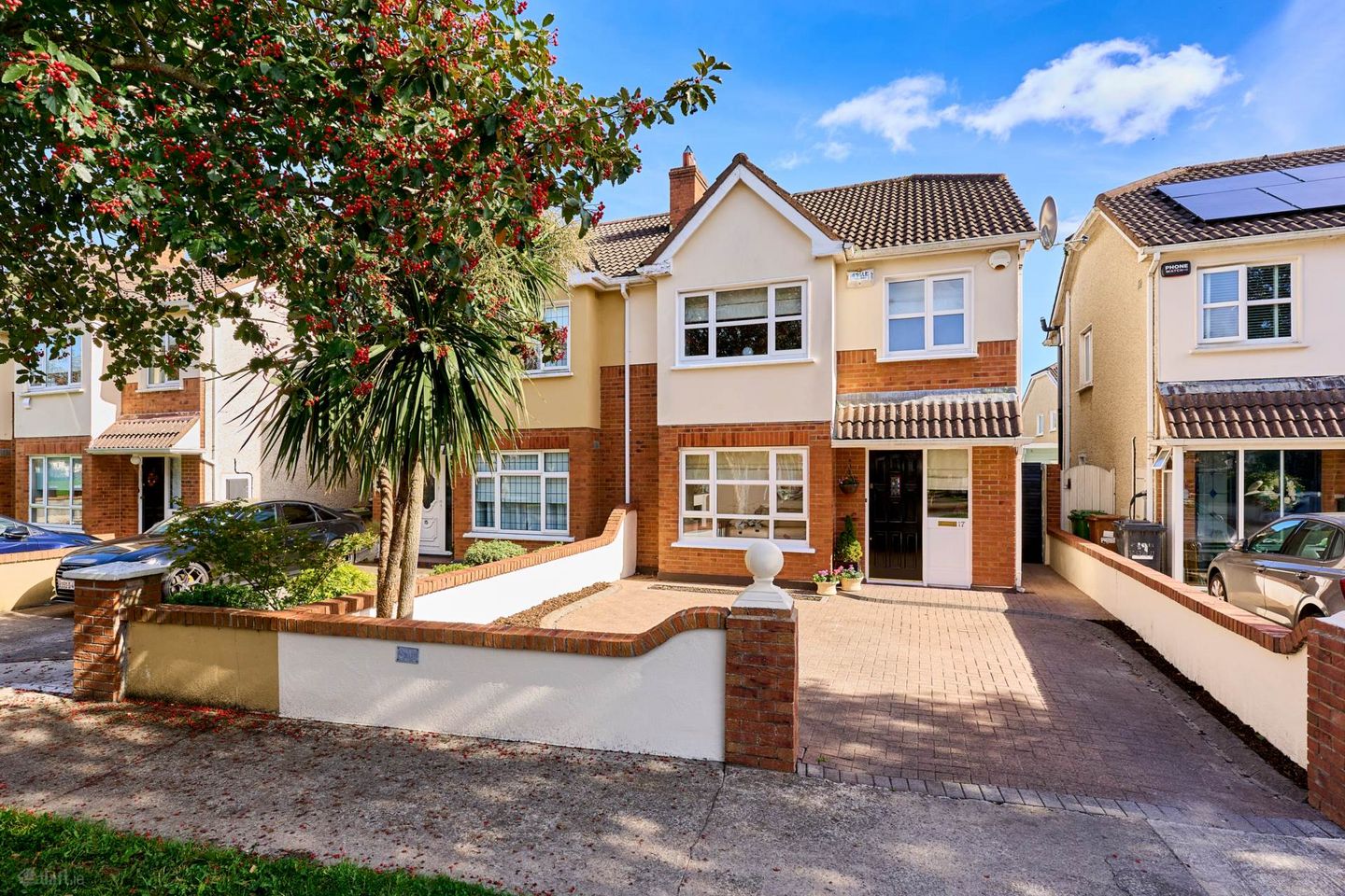 17 Luttrell Park Drive, Castleknock, Dublin 15, Co. Dublin, D15XNW1 — photo 1