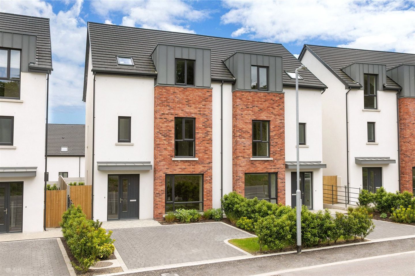 3 Grange Oaks Avenue, Kilternan, Dublin 18, D18 YTY5 — photo 1