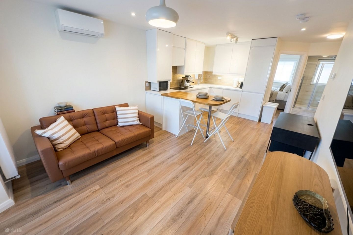 Apartment 1, Carlyle House, 27b Church Street, Howth, Dublin 13, D13YT67 — photo 1