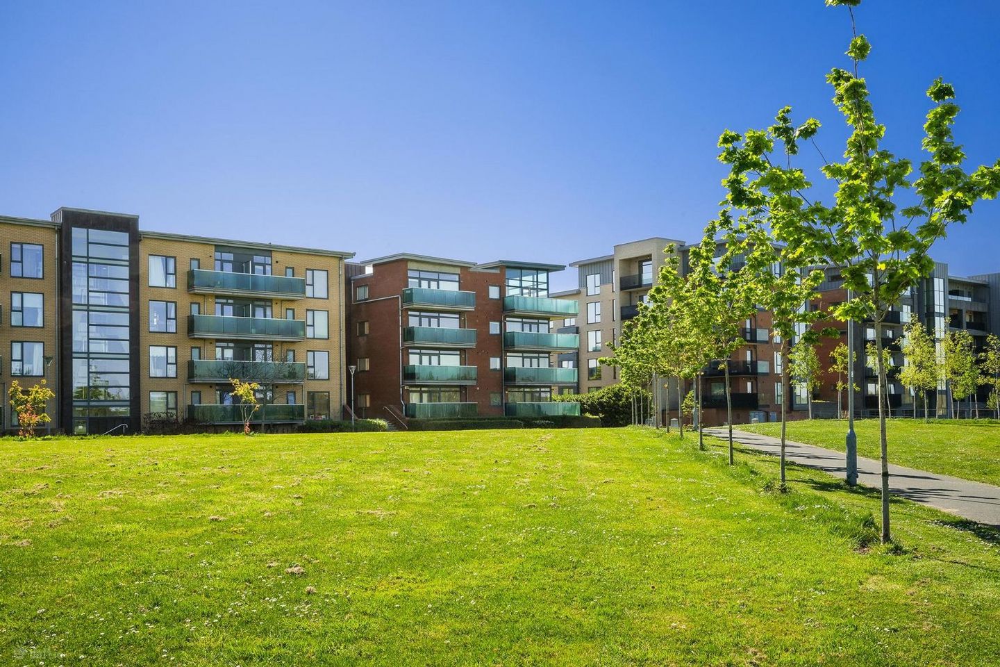 Apartment 74, Rosanule, Phoenix Park Avenue, Castleknock, Dublin 15, D15WP99 — photo 1