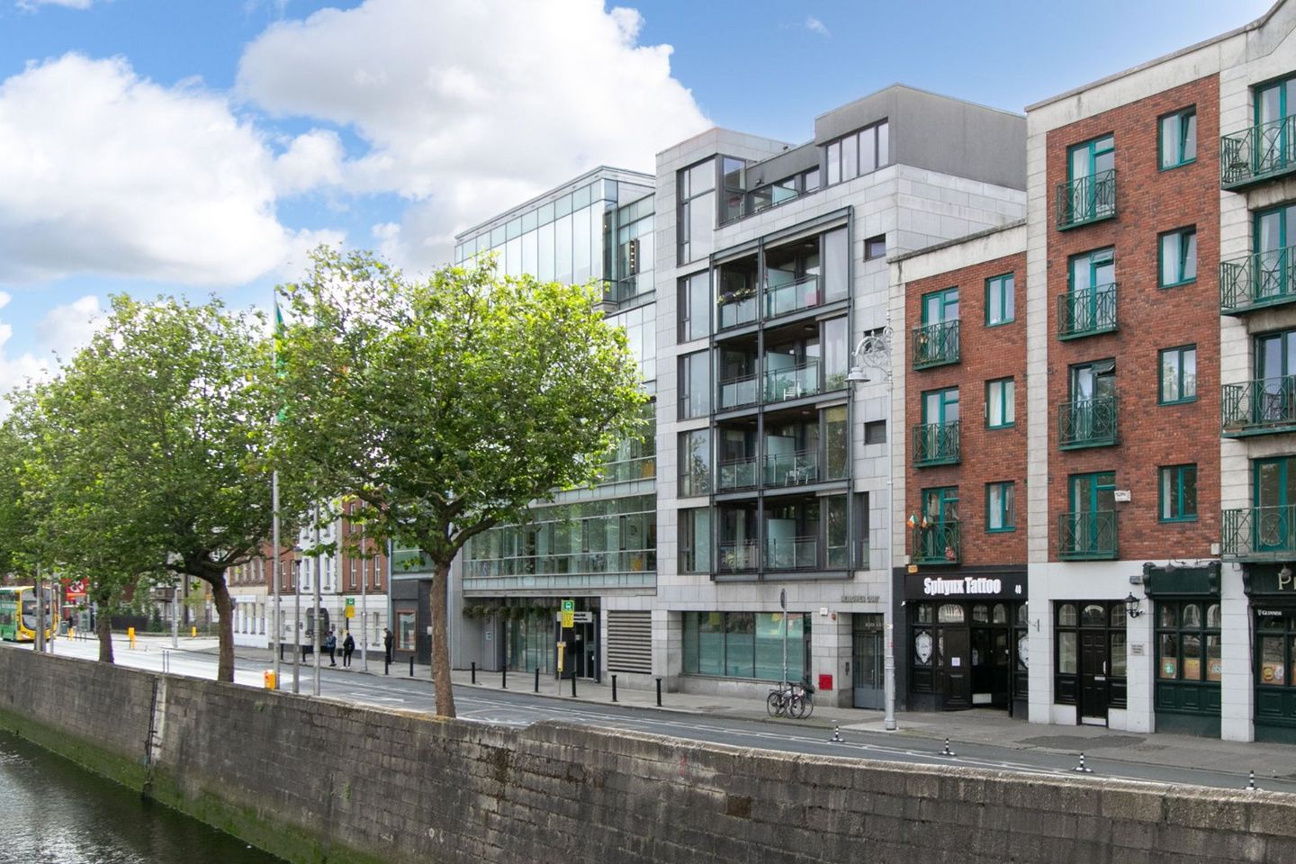 Apartment 3 Block B, Mellowes Quay, Usher Street, Dublin 8, D08A5Y3 — photo 1