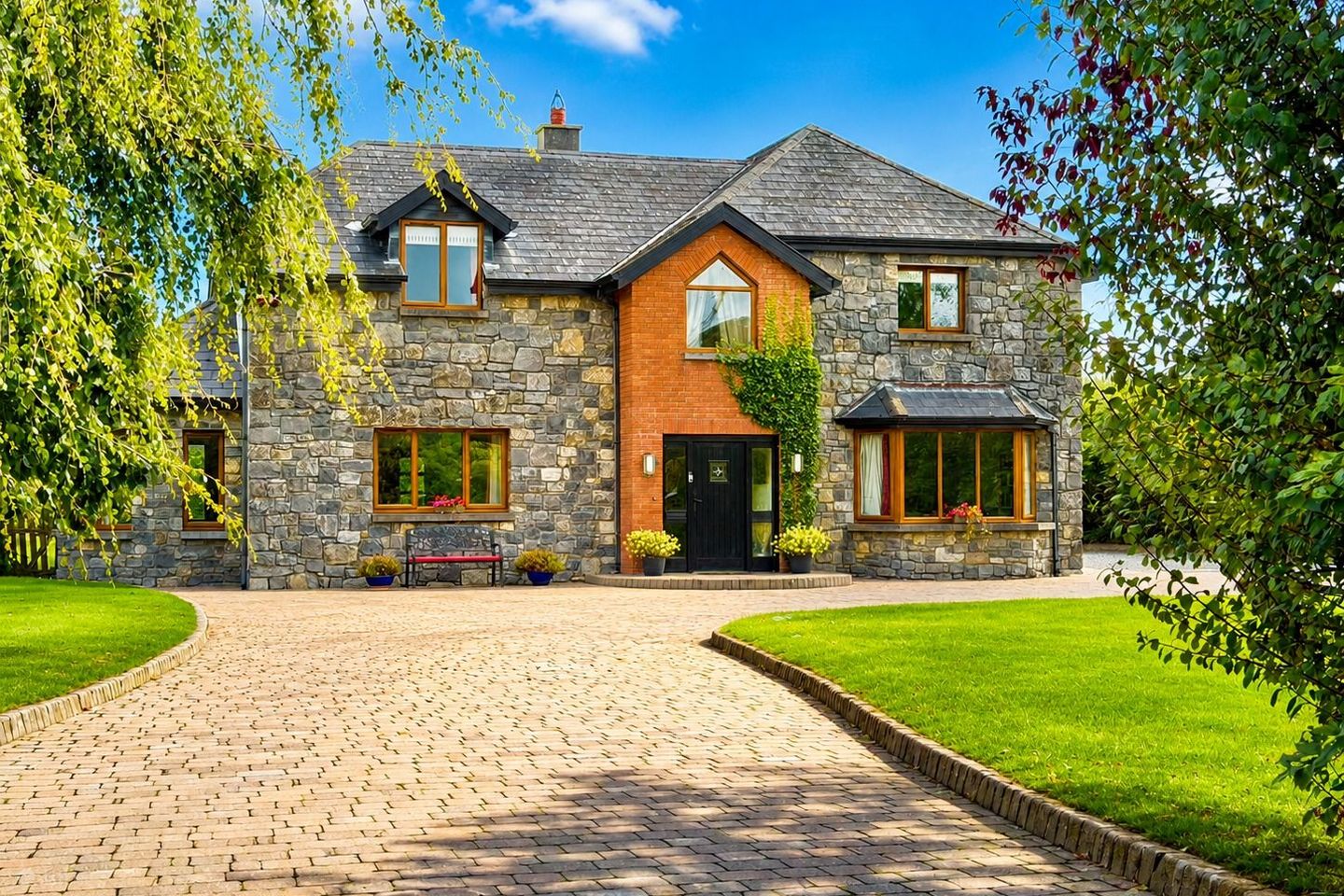 5 Mount Temple View, Mount Temple, Moate, Co. Westmeath, N37EK65 — photo 1