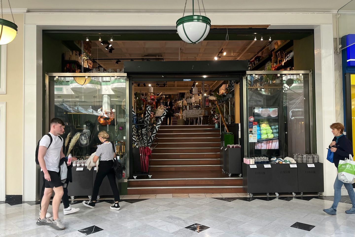 Unit 008, Stephens Green Shopping Centre, Dublin 2 — photo 1