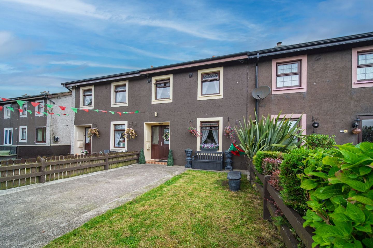 101 Greenhills Estate, Ballina, Co. Mayo, F26F8F7 — photo 1