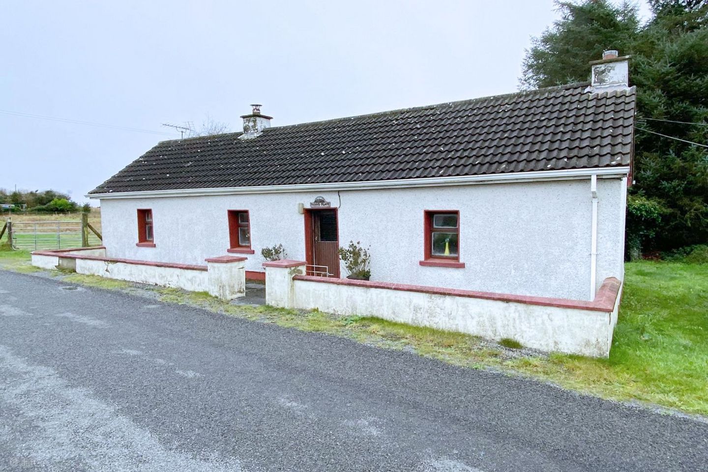 FRONT OF COTTAGE - VIEW ONE 