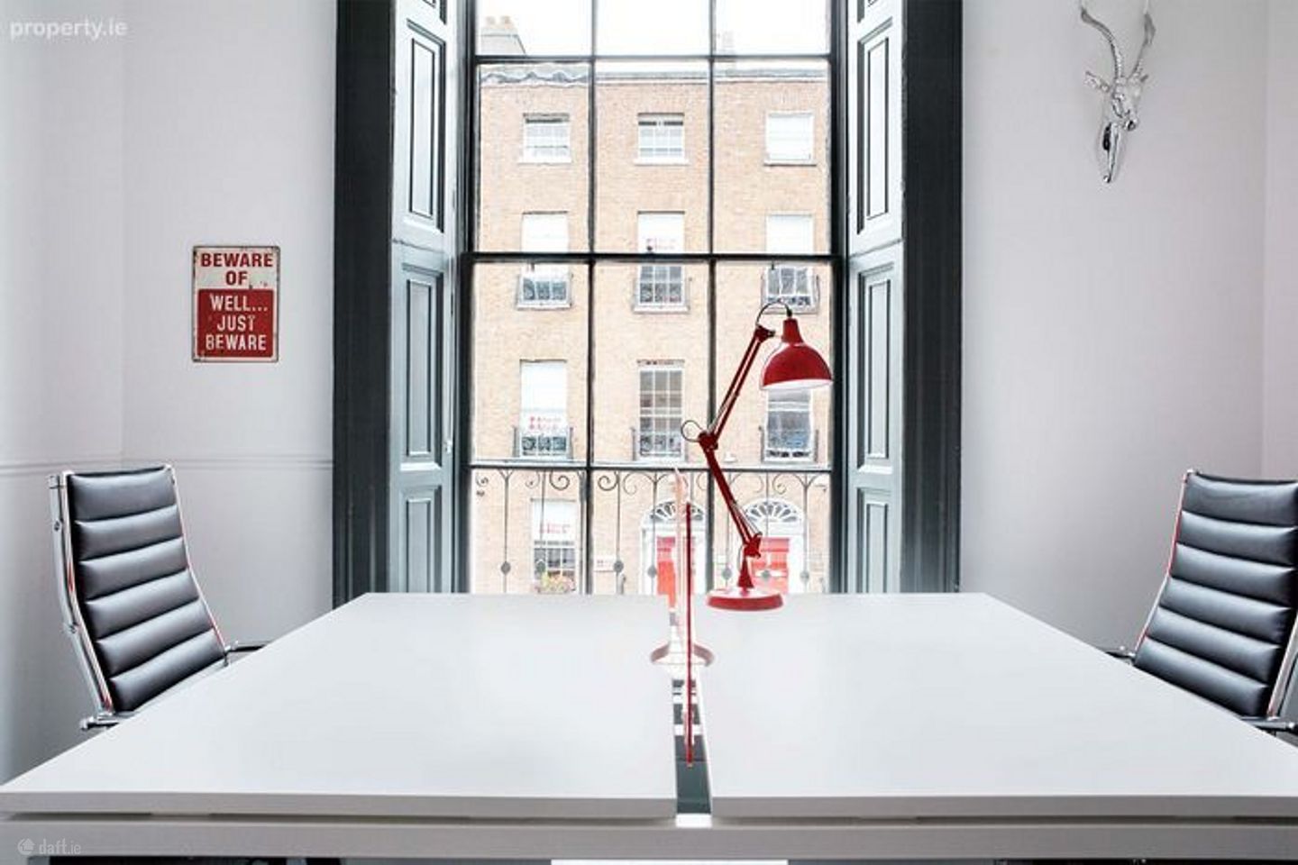 Serviced office to let Dublin 2  