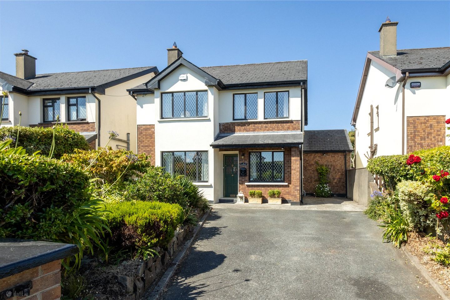 Shanooan, 2 Burnaby Manor, Hillside Road, Greystones, Wicklow, A63YP52 — photo 1