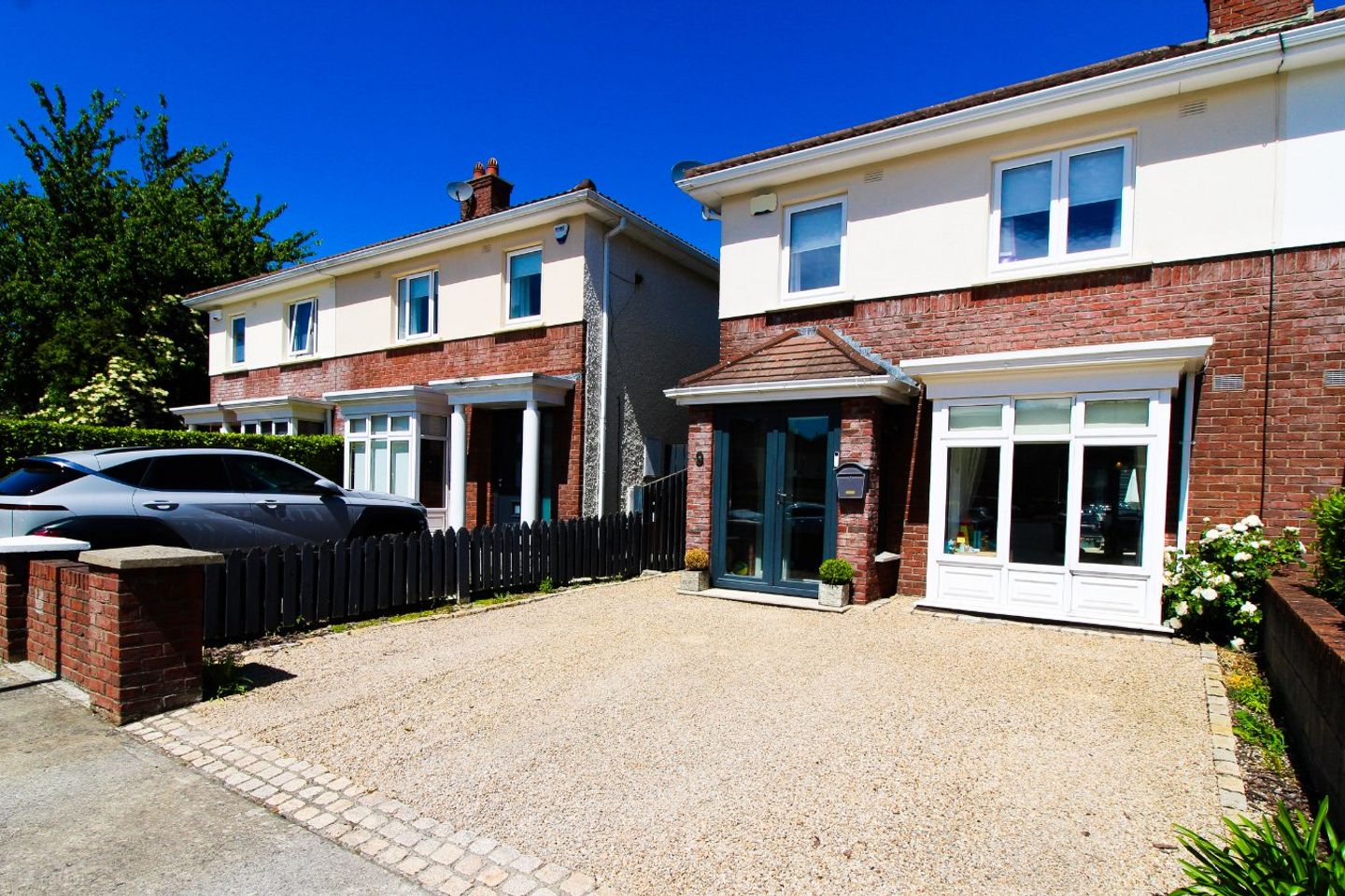 9 Woodstown Heath, Knocklyon, Dublin 16, D16HK18 — photo 1