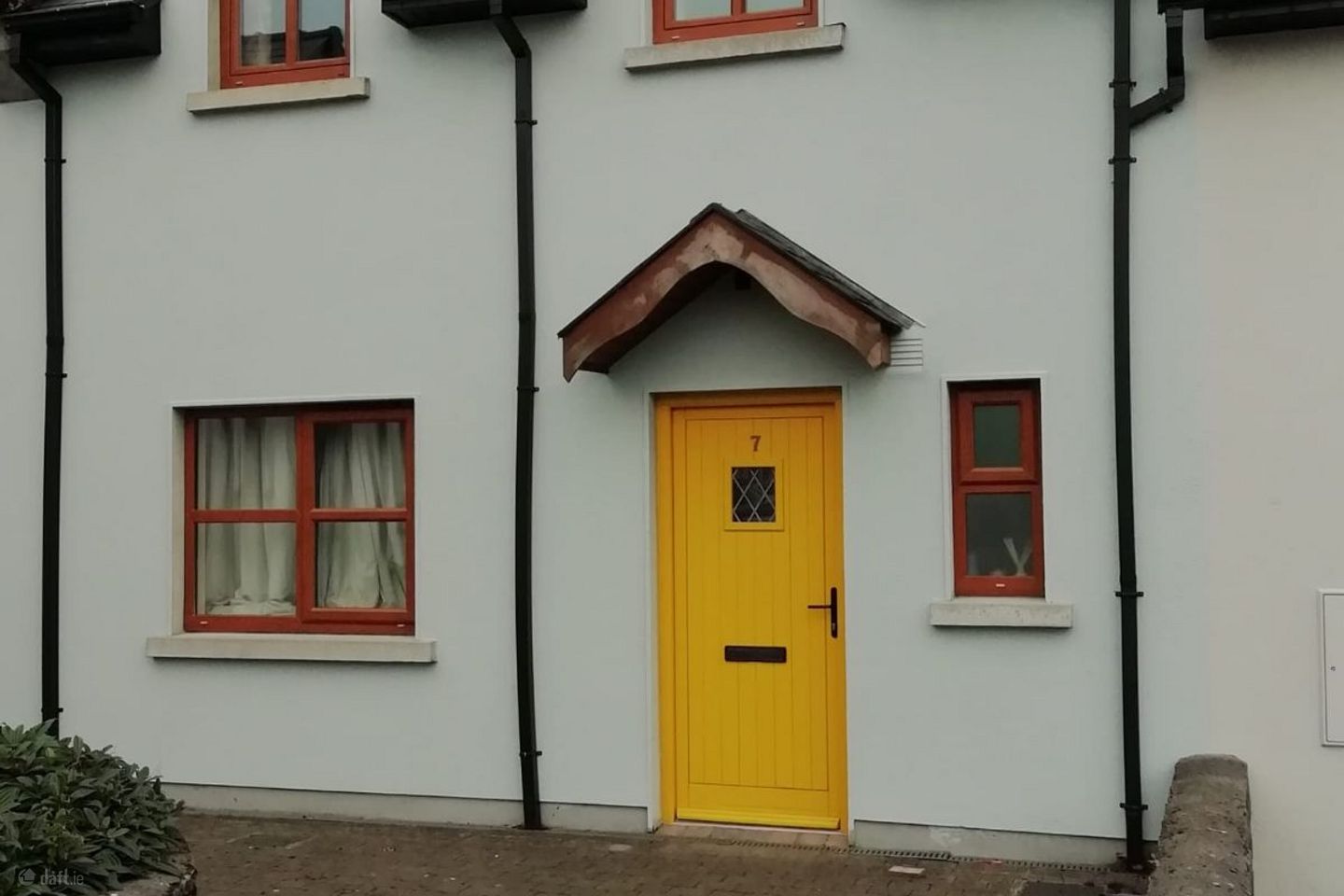 7 Mountshannon Court, Mountshannon, Co. Clare, V94T8NX — photo 1