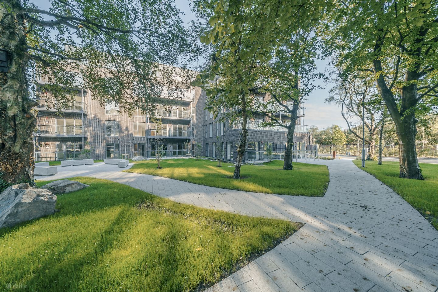 Balroy Hall, Carpenterstown Road, Castleknock, Co. Dublin — photo 1