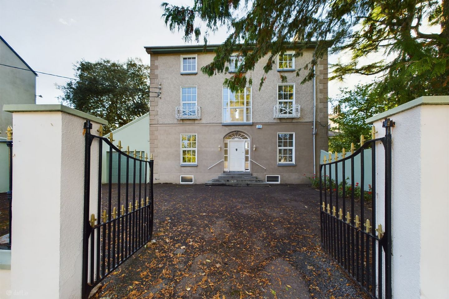 Comeragh House, 34 John's Hill, Waterford City Centre, X91A4AN — photo 1