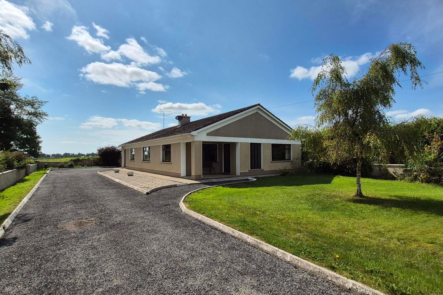Beaghmore, Belclare, Tuam, Co. Galway, H54E379 — photo 1