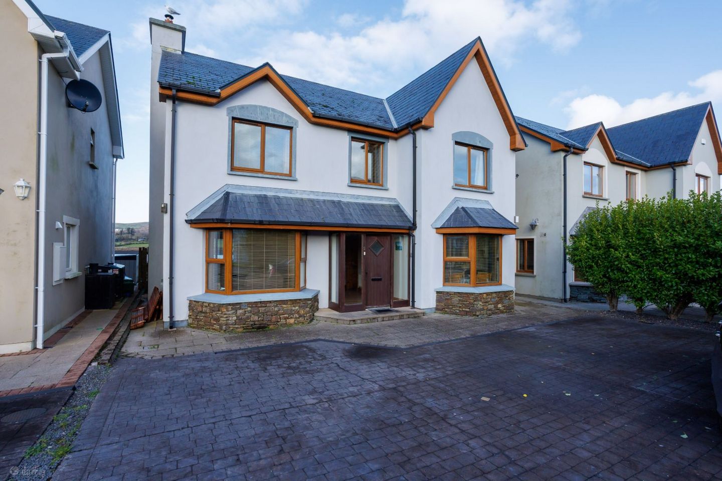 2 Marina Walk, Cahersiveen, Co. Kerry, V23VN36 — photo 1