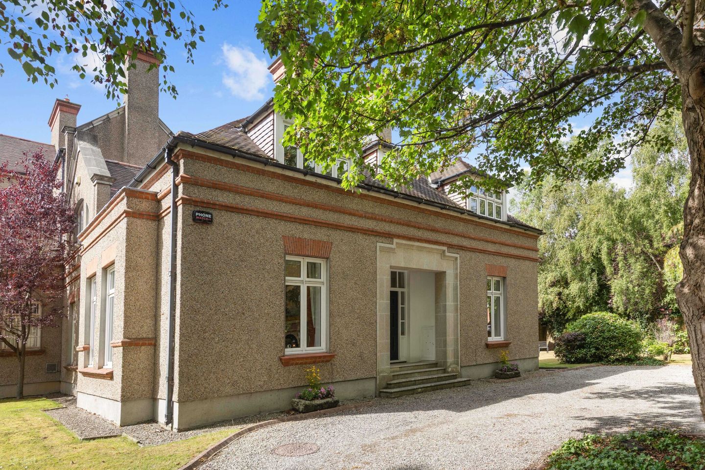 Coreen, 30 Shrewsbury Road,, Ballsbridge, Dublin 4, D04 H4C8 — photo 1