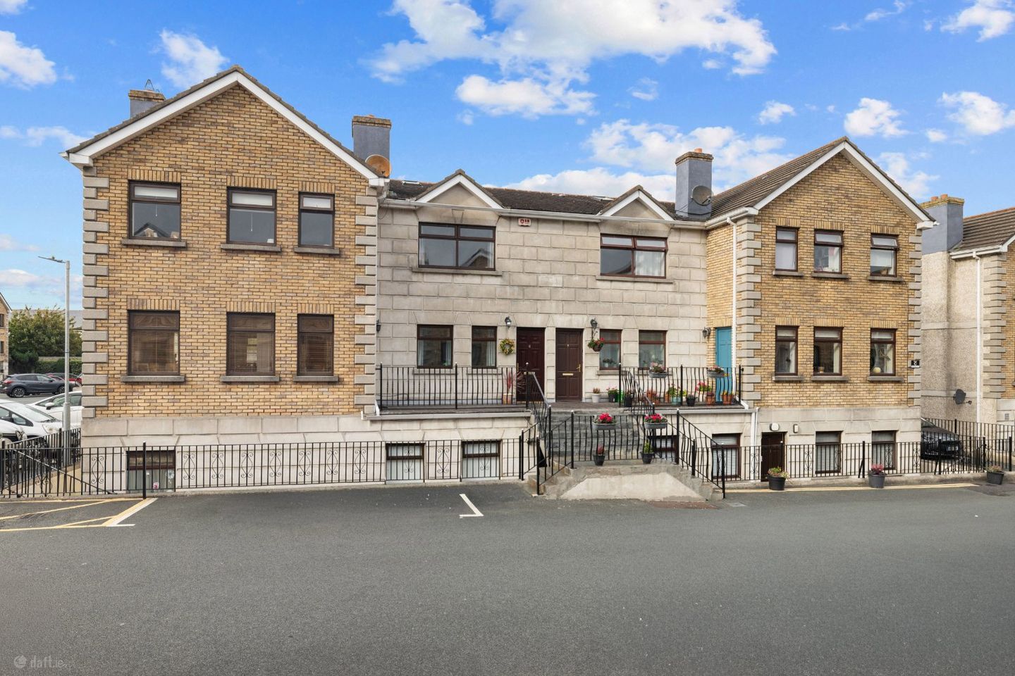 6 Roseville Court, Dublin Road, Bray, Co Wicklow, A98 C105 — photo 1