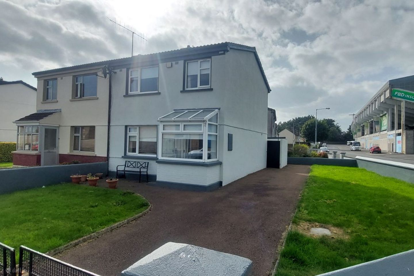 82 Childers Park, Thurles, Co. Tipperary, E41DR72 — photo 1