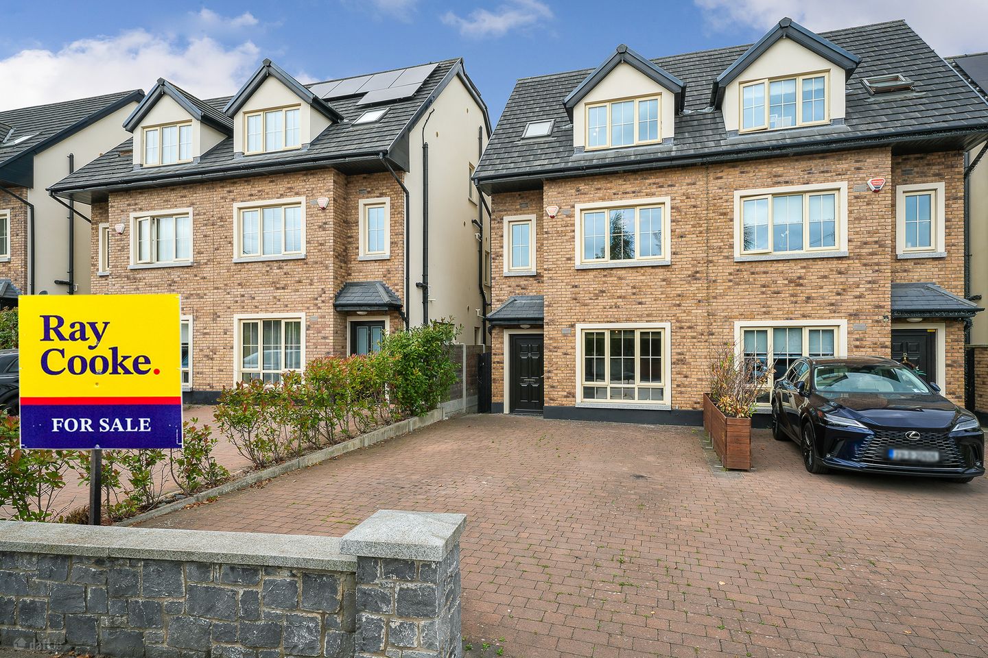 11 Croftwell, Rathcoole, Co. Dublin — photo 1