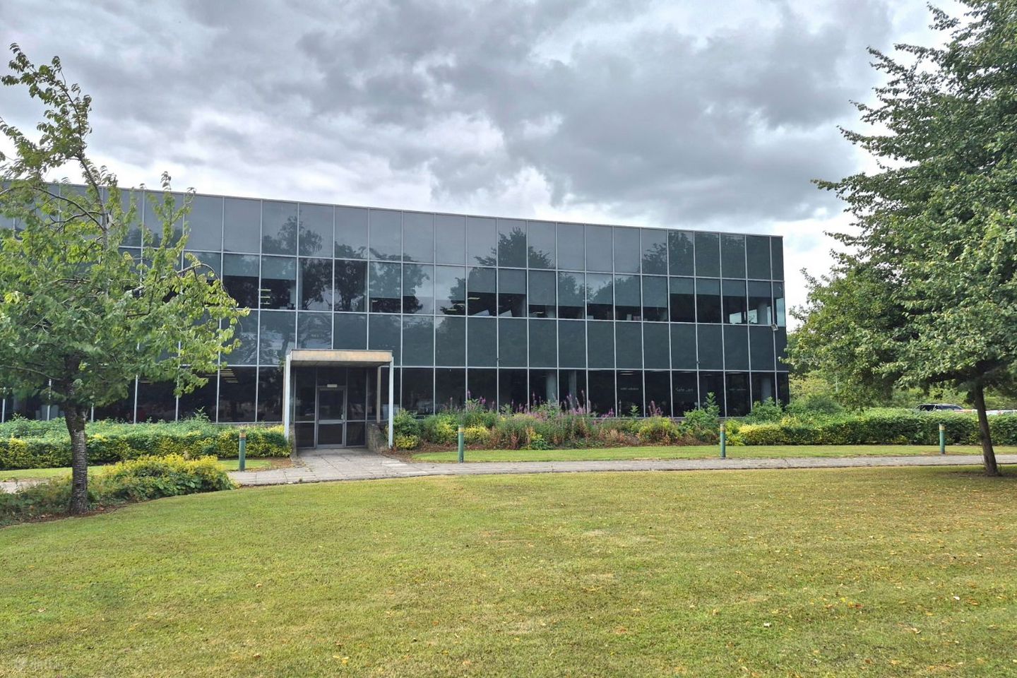 Snugborough Business & Technology Park, Ballycoolin, Blanchardstown, Co. Dublin — photo 1