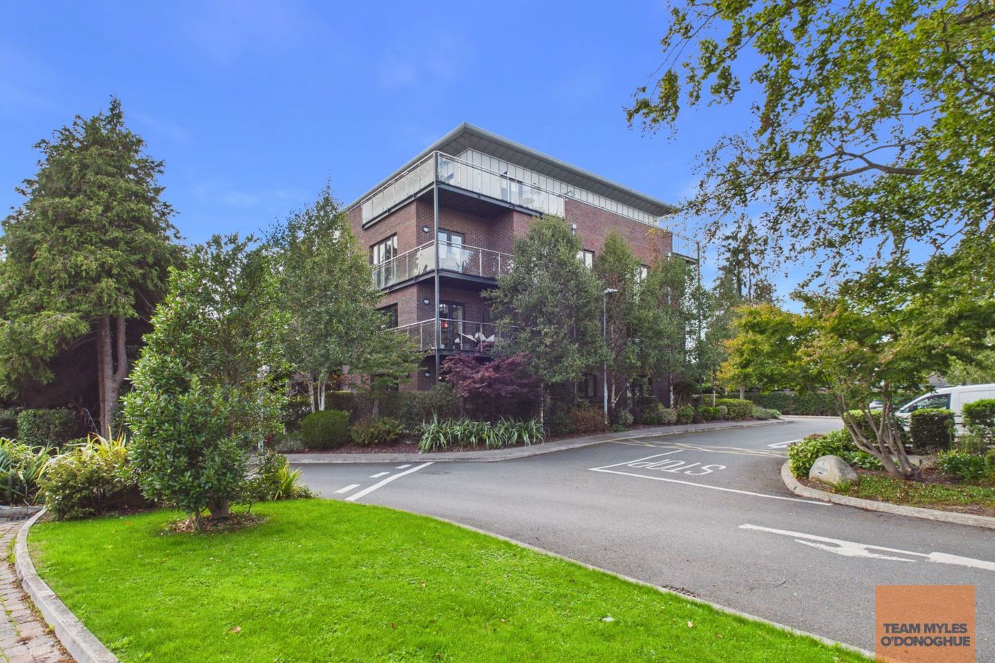 15 Garryknock, Bracken Park Drive, Castleknock, Dublin 15, D15PRP4 — photo 1