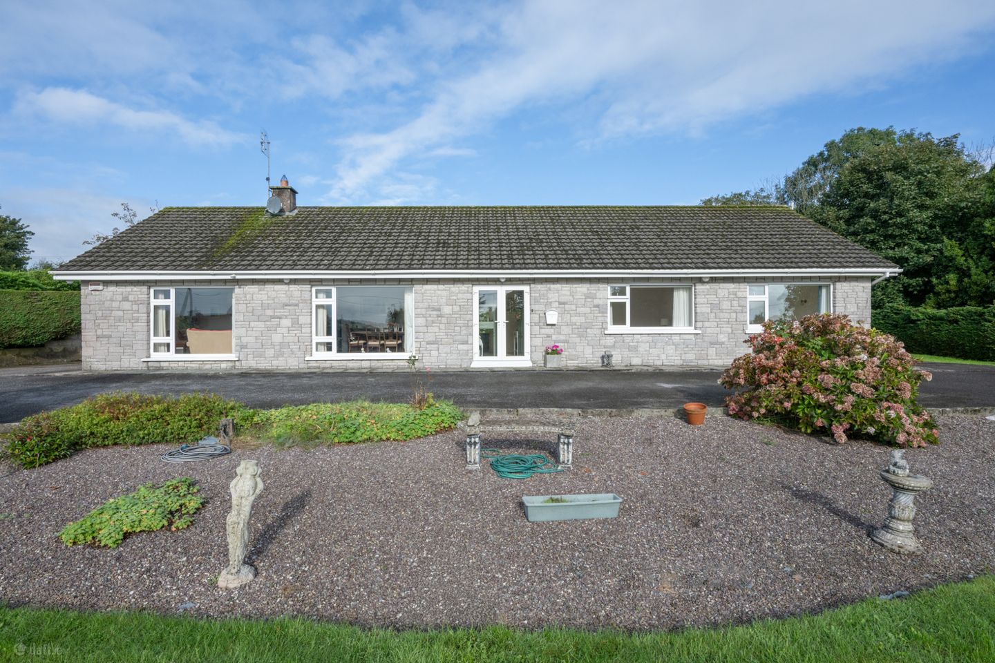 Sunnybank, Blossomgrove, Ballyvisteale, Glanmire, Co. Cork, T45 PK31 — photo 1