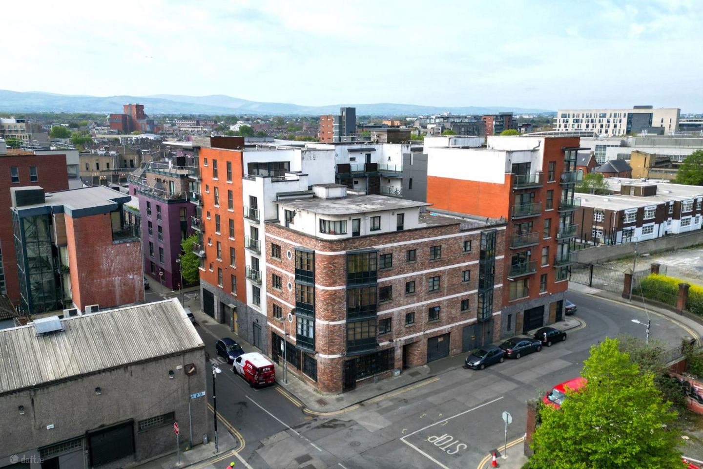 FIXED PRICE 370,000 NO BIDDING Apartment 15, Liberty View, St. James Gate, Dublin 8, D08A433 — photo 1
