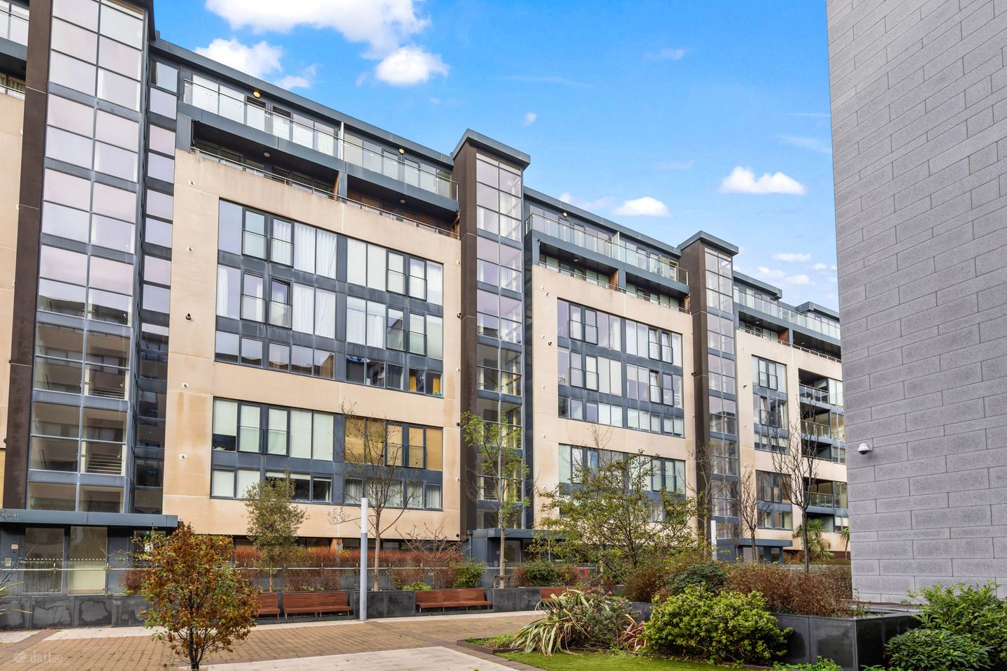 52 Harbour View, Crofton Road, Dun Laoghaire, Co. Dublin, A96 EN24 — photo 1