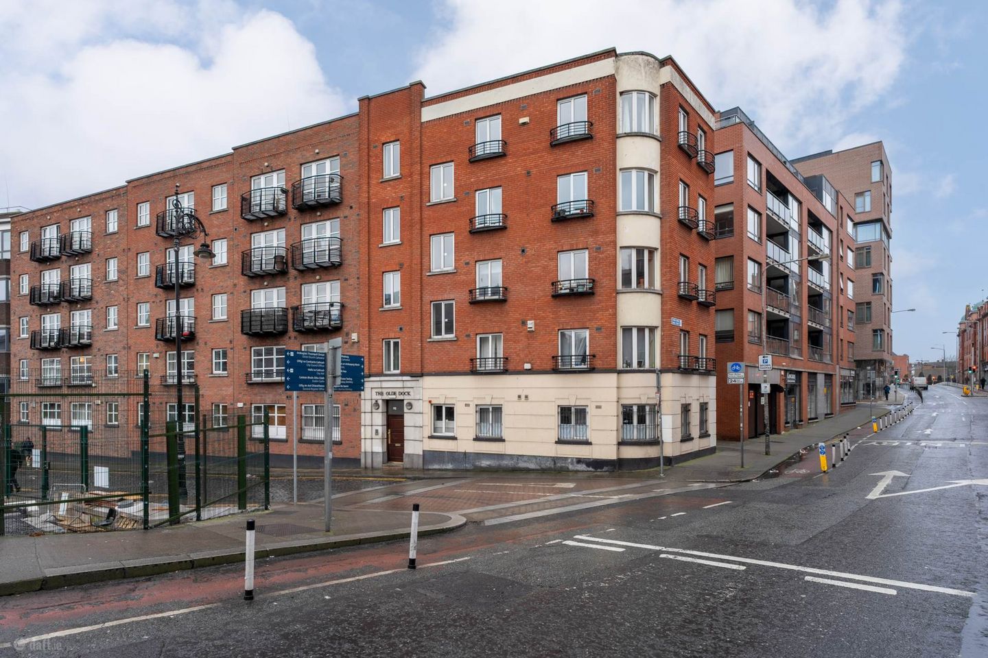 Apartment 10, The Olde Dock, Ship Street Little, Dublin 8, Co. Dublin — photo 1
