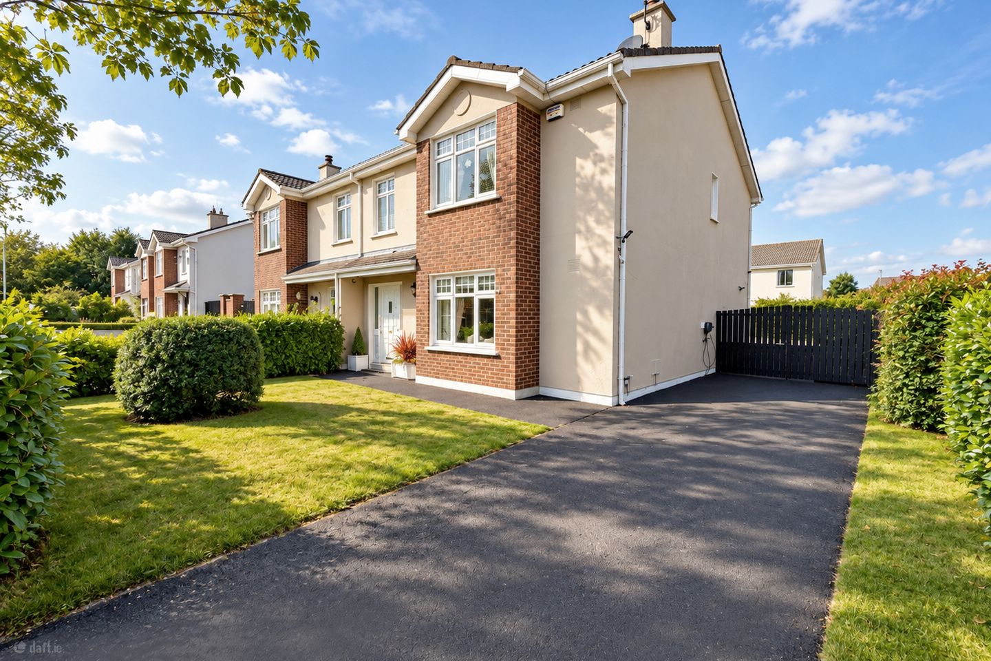 31 Rossvale, Mountmellick Road, Portlaoise, Co. Laois, R32FY0C — photo 1