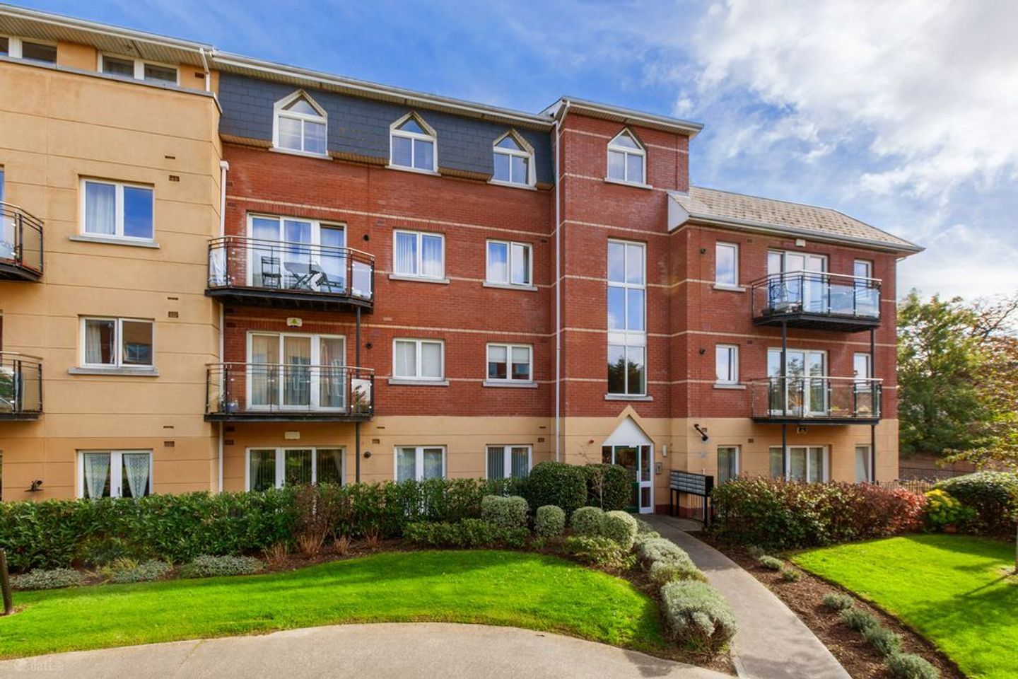Apartment 4, Pintail House, Redcourt Oaks, Clontarf, Dublin 3, D03YY66 — photo 1