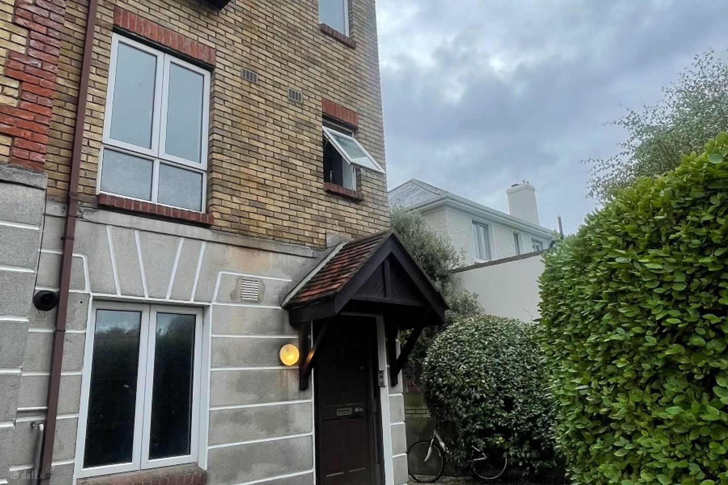 31 Merrion Strand, Sandymount, Dublin 4 — photo 1
